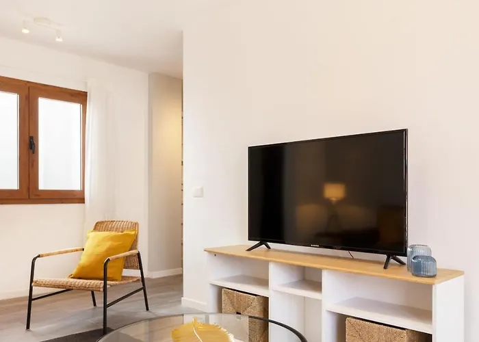 Profithome- Casa Checha 칸델라리아